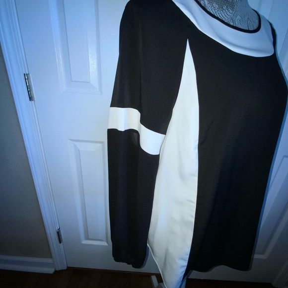 Chaus New York long sleeve blouse size S - Picture 2 of 4